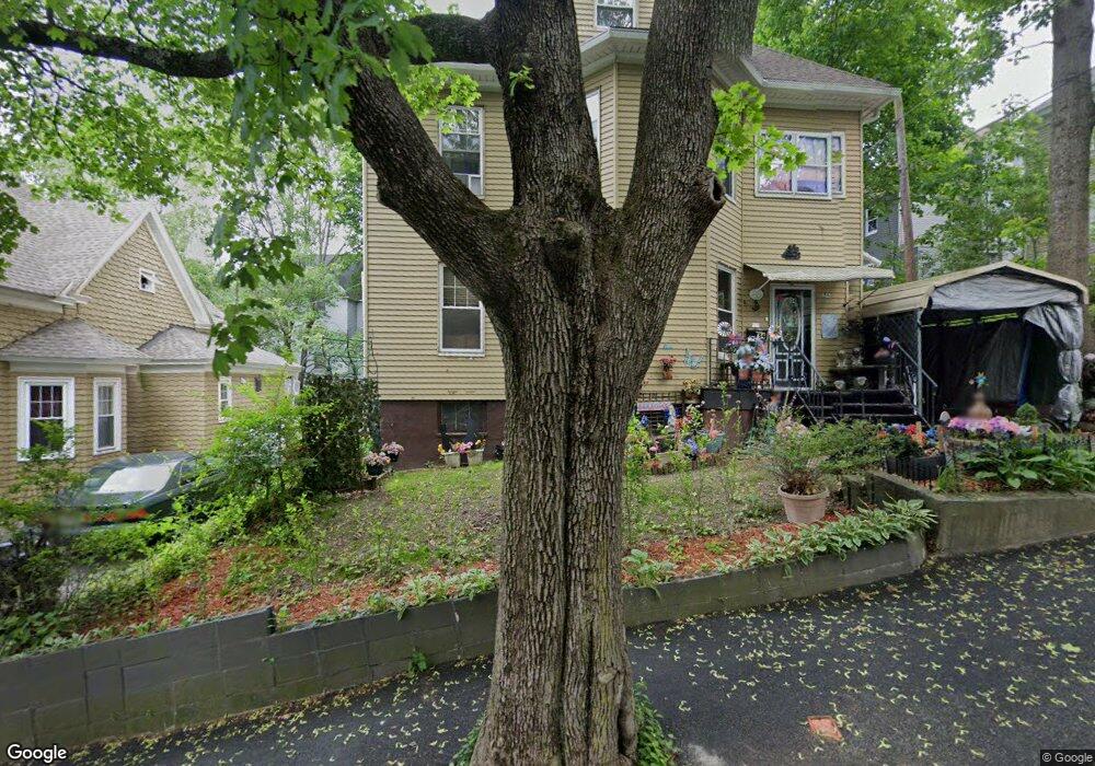 34 Windsor St, Worcester, MA 01605 - photo 1