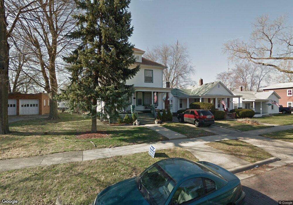 615 N Mclean St, Lincoln, IL 62656 - photo 1