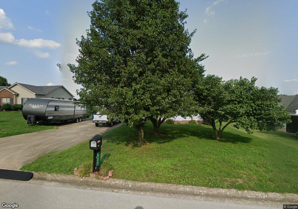 427 Bellaire Dr, Harrodsburg, KY 40330 - photo 1