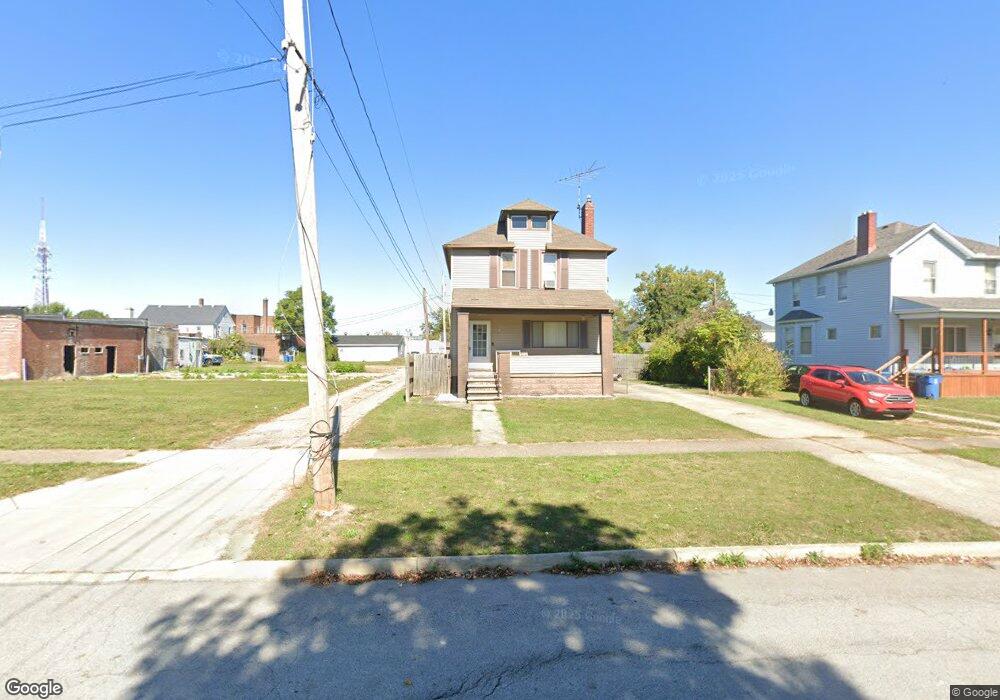 2213 E 30th St, Lorain, OH 44055 - photo 1