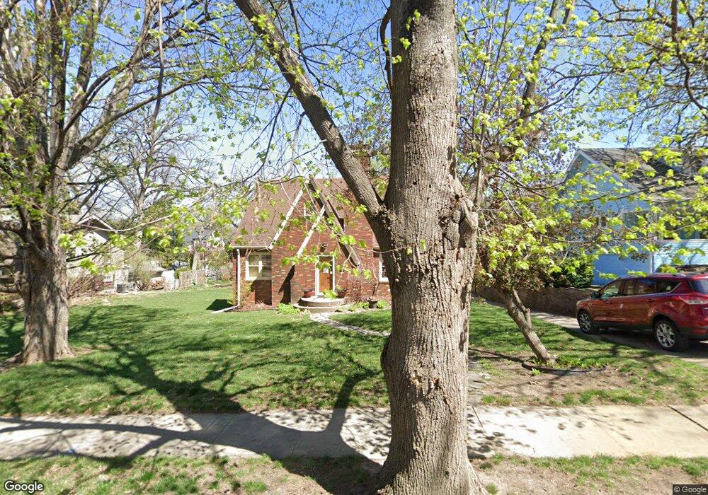 1505 42nd St, Des Moines, IA 50311 - photo 1