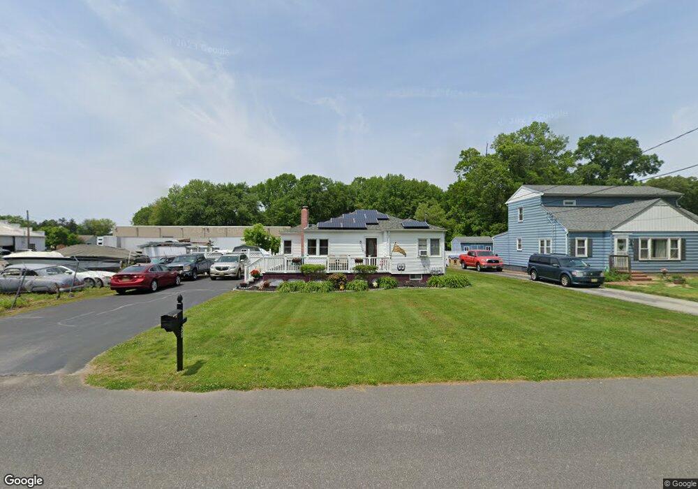 28 N Dupont Rd, Penns Grove, NJ 08069 - photo 1