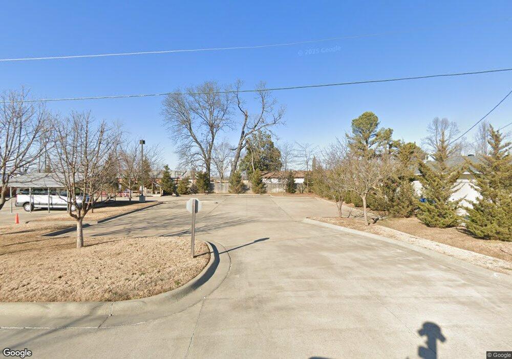 812 NW 9th St, Bentonville, AR 72712 - photo 1