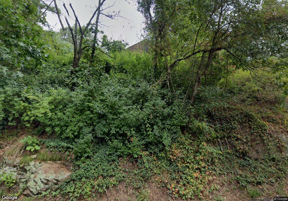 31 Hancock St, Plainville, MA 02762 - photo 1