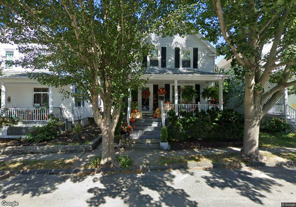 15 Peckham Ave, Newport, RI 02840 - photo 1