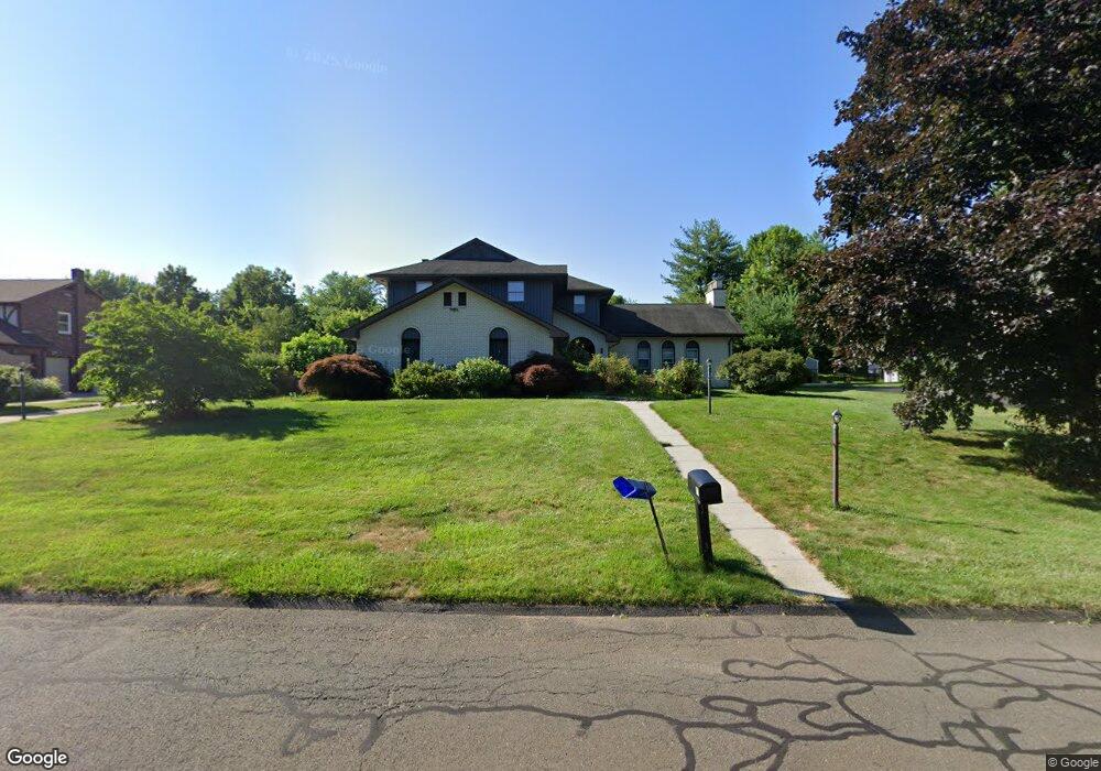 17 Derek Ln, Windsor, CT 06095 - photo 1