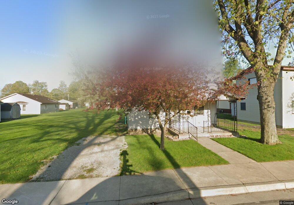 715 Hazel St, Auburn, IN 46706 - photo 1