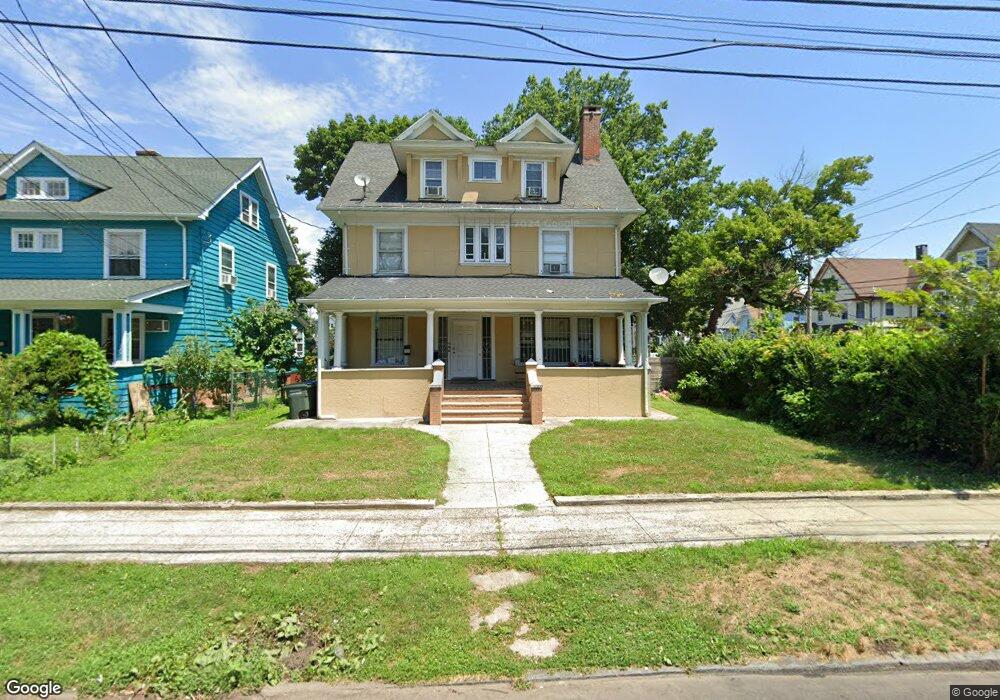 794 Laurel Ave, Bridgeport, CT 06604 - photo 1