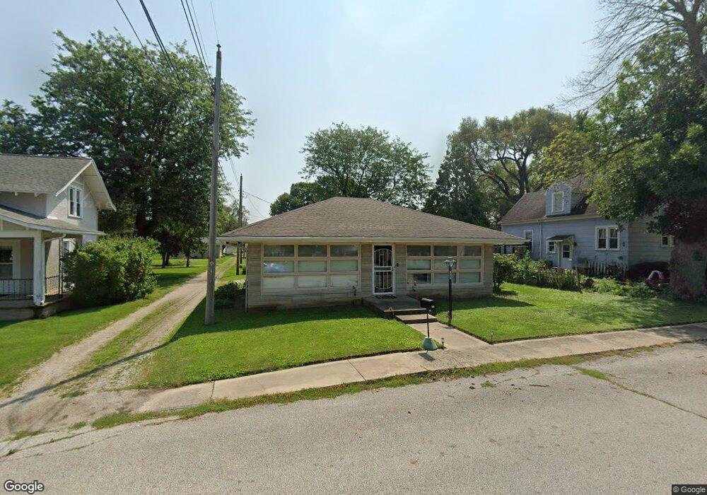 303 N Adams Ave, Fowler, IN 47944 - photo 1