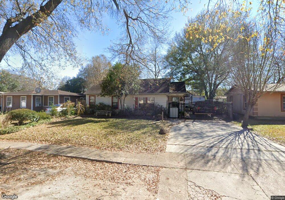 7530 Dixie Dr, Houston, TX 77087 - photo 1