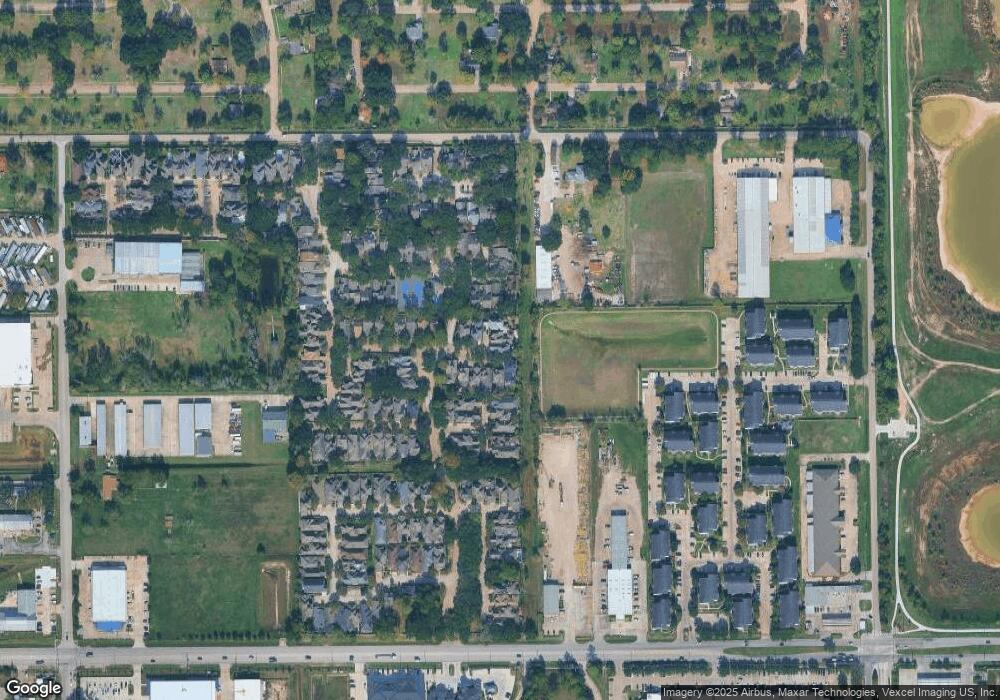 8002 Oakwood Bend Dr, Houston, TX 77040 - photo 1