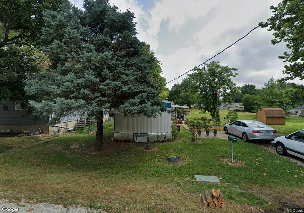 221 W Beardstown St, Virginia, IL 62691 - photo 1