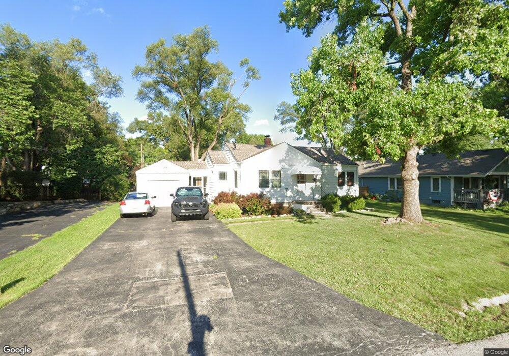 5715 Caenen St, Shawnee, KS 66216 - photo 1