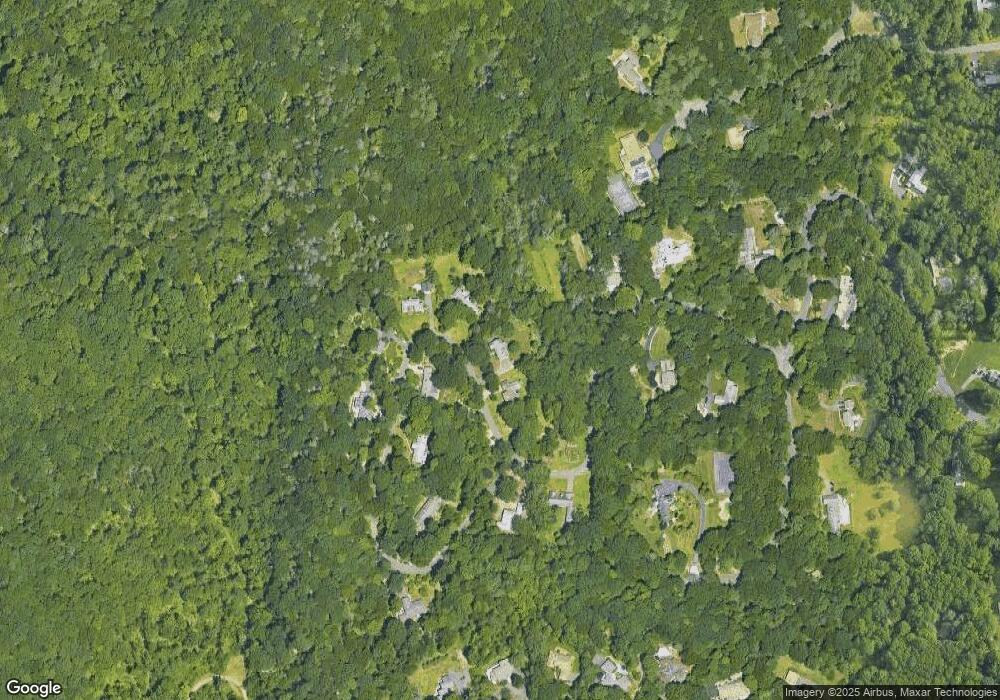 76 Kenmore Rd, Bloomfield, CT 06002 - photo 1