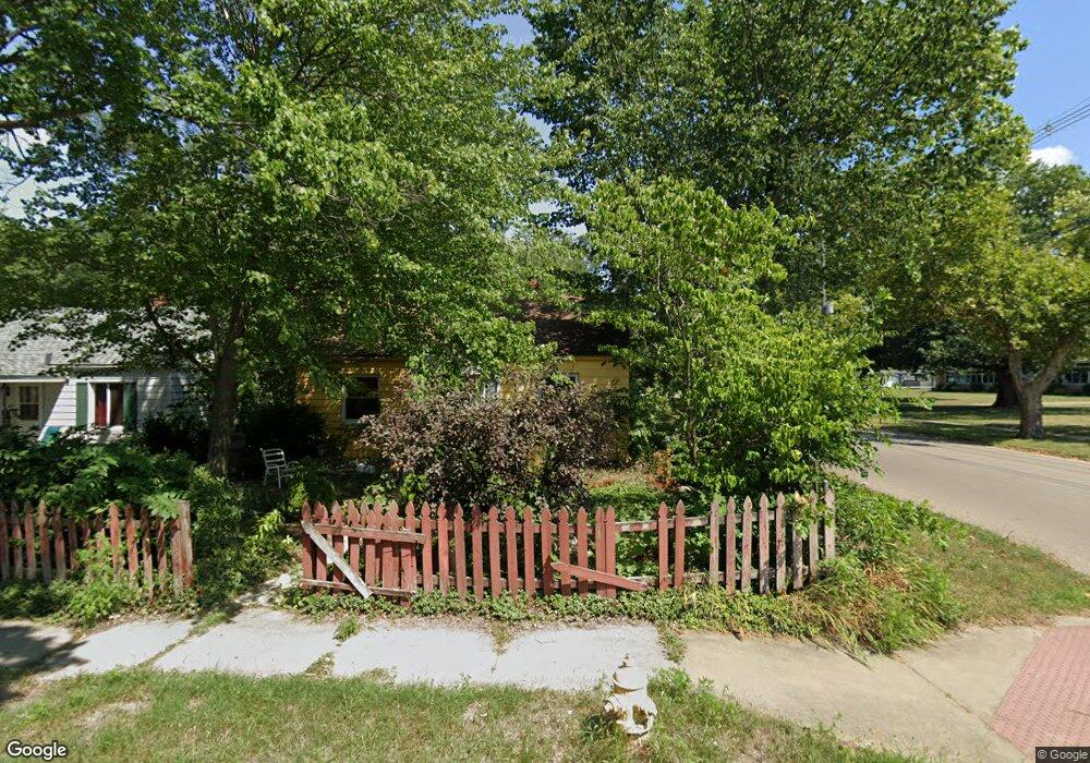 1351 Wayne St, Niles, MI 49120 - photo 1