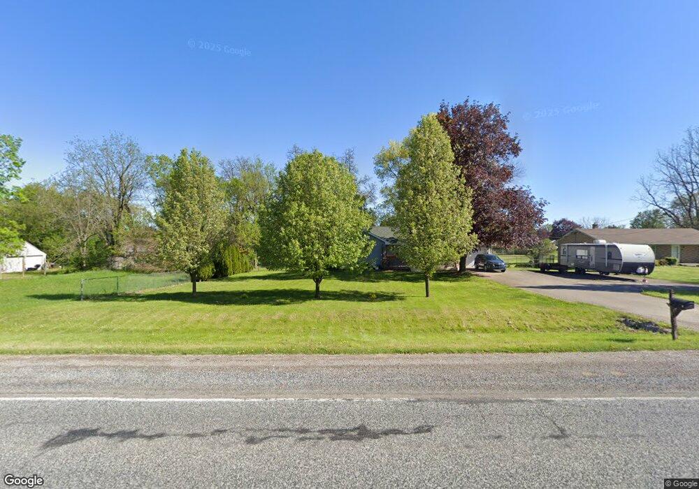 2120 W Maple Ave, Flint, MI 48507 - photo 1