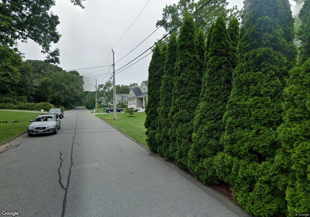 8 Hannah St, South Dartmouth, MA 02748 - photo 1