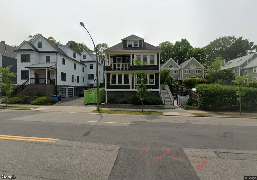 701 Hammond St unit A, Chestnut Hill, MA 02467 - photo 1