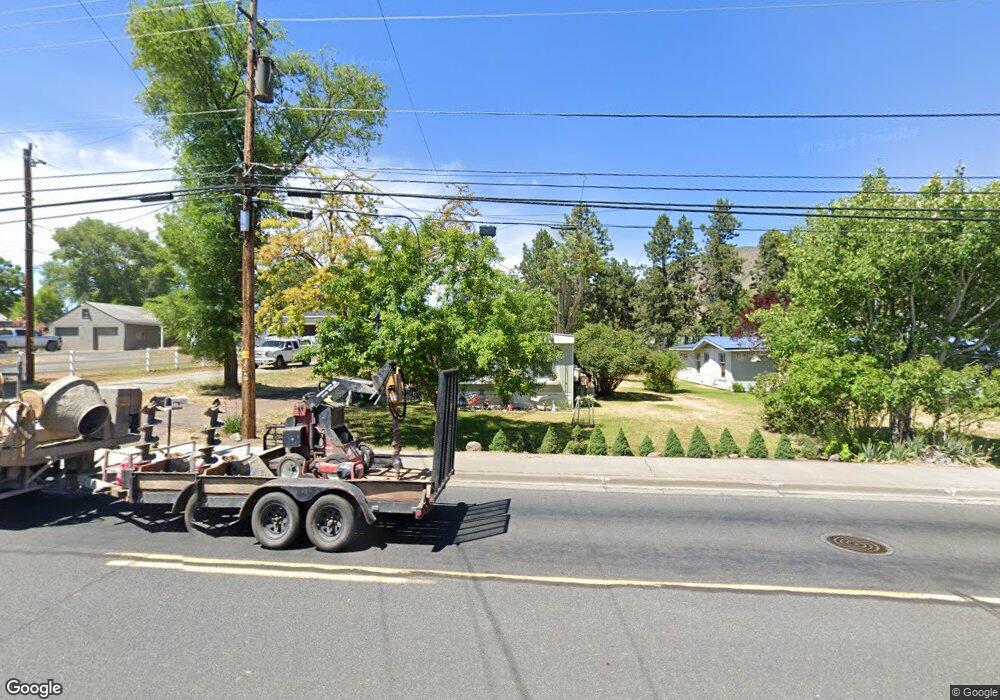 5633 Shasta Way, Klamath Falls, OR 97603 - photo 1