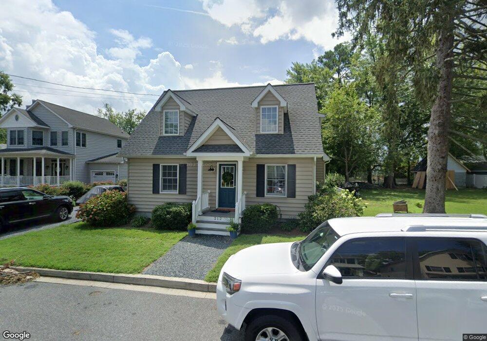 212 E Chew Ave, Saint Michaels, MD 21663 - photo 1