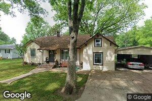 300 Illinois St, Altamont, KS 67330