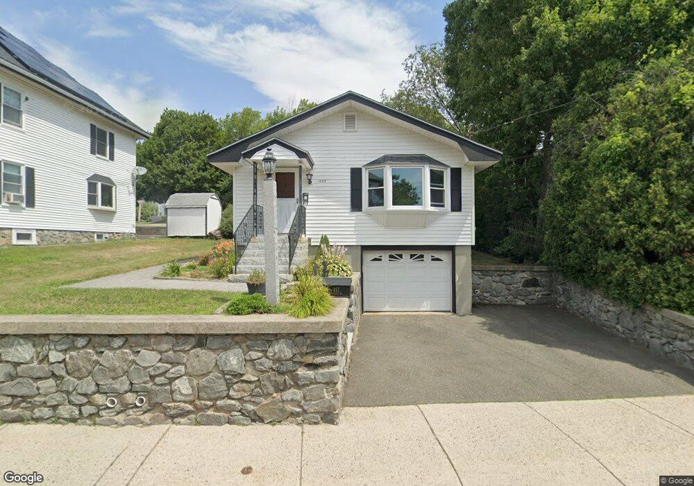 457 Elliott St, Beverly, MA 01915 - photo 1