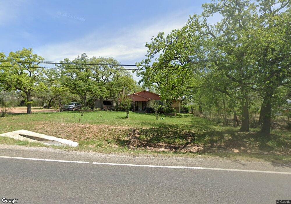1501 N Milam St, Fredericksburg, TX 78624 - photo 1