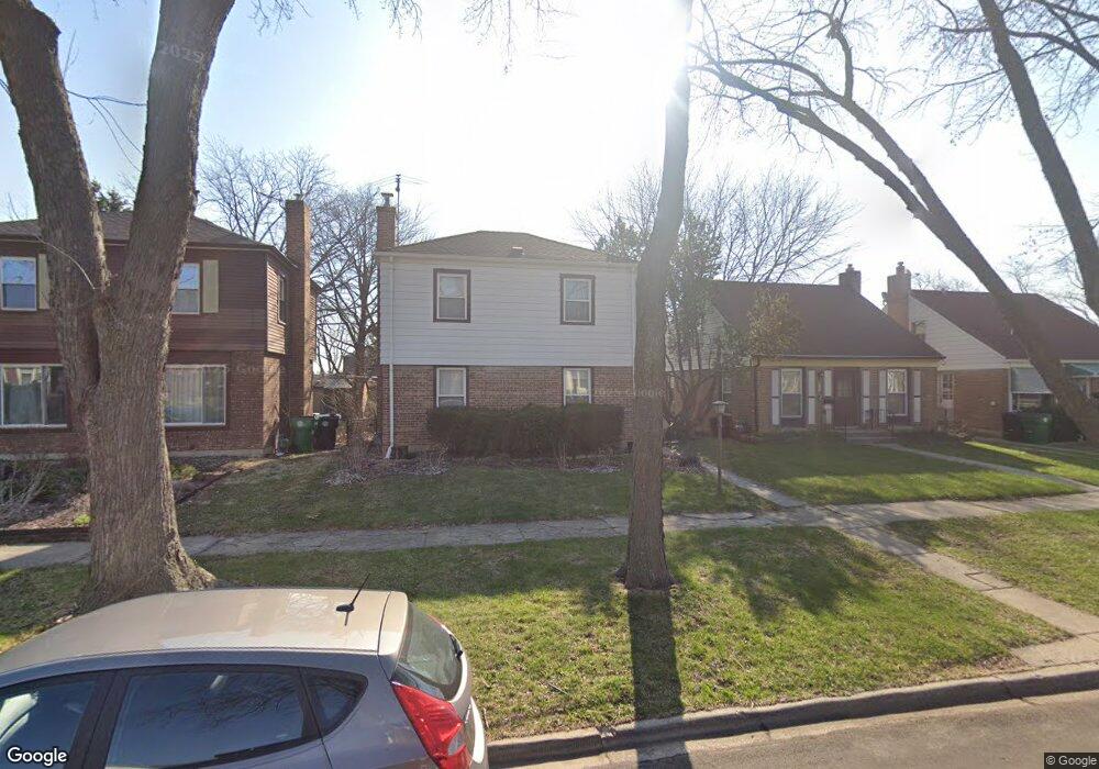 709 Bristol Ave, Westchester, IL 60154 - photo 1