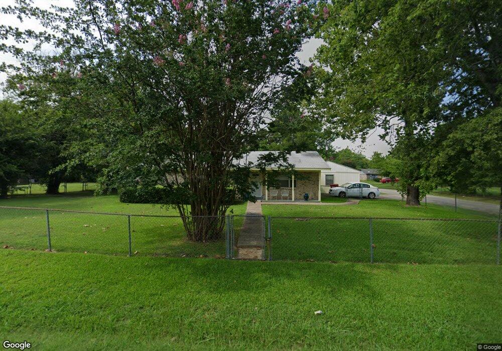 800 W Sterrett St, Hugo, OK 74743 - photo 1