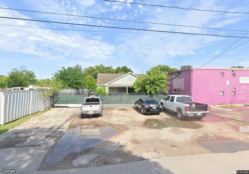 3035 Golfcrest Blvd, Houston, TX 77087 - photo 1