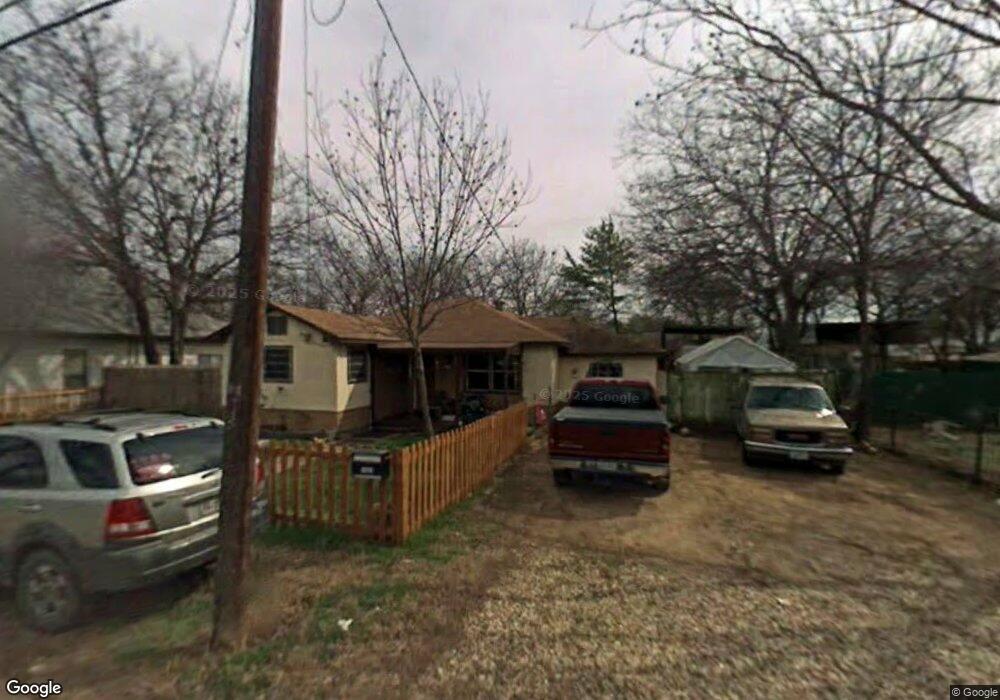 1003 Hodge St, Cleburne, TX 76033 - photo 1