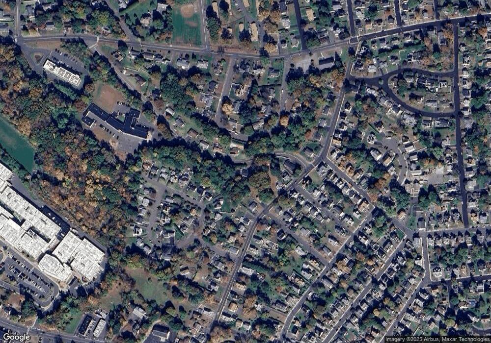 36 Pine St, Naugatuck, CT 06770 - photo 1