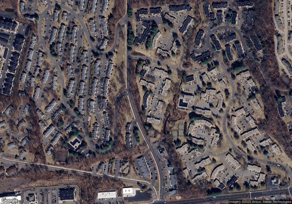 10 Redwood Ct, Cromwell, CT 06416 - photo 1