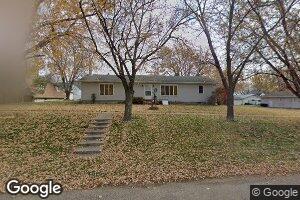 206 Hubbard Ave, Doon, IA 51235