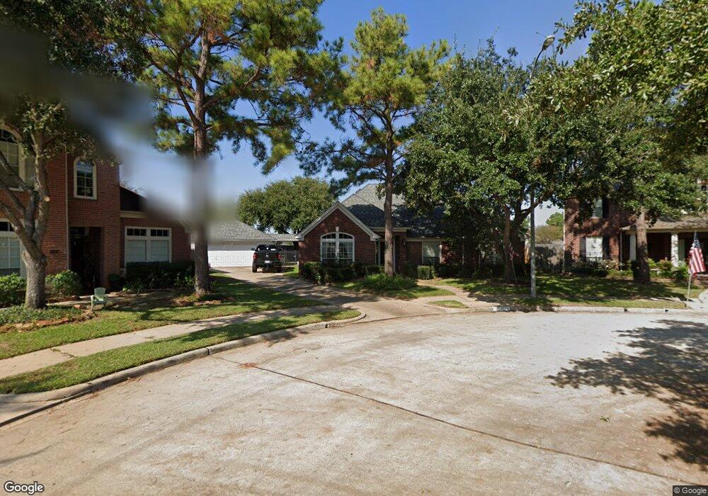 8715 Light Fall Cir, Houston, TX 77095 - photo 1