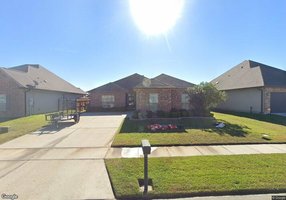 2641 Pelican Bay Blvd, Marrero, LA 70072 - photo 1