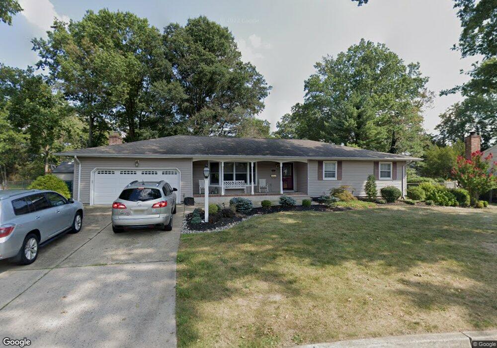 102 Meadow Dr, Hightstown, NJ 08520 - photo 1