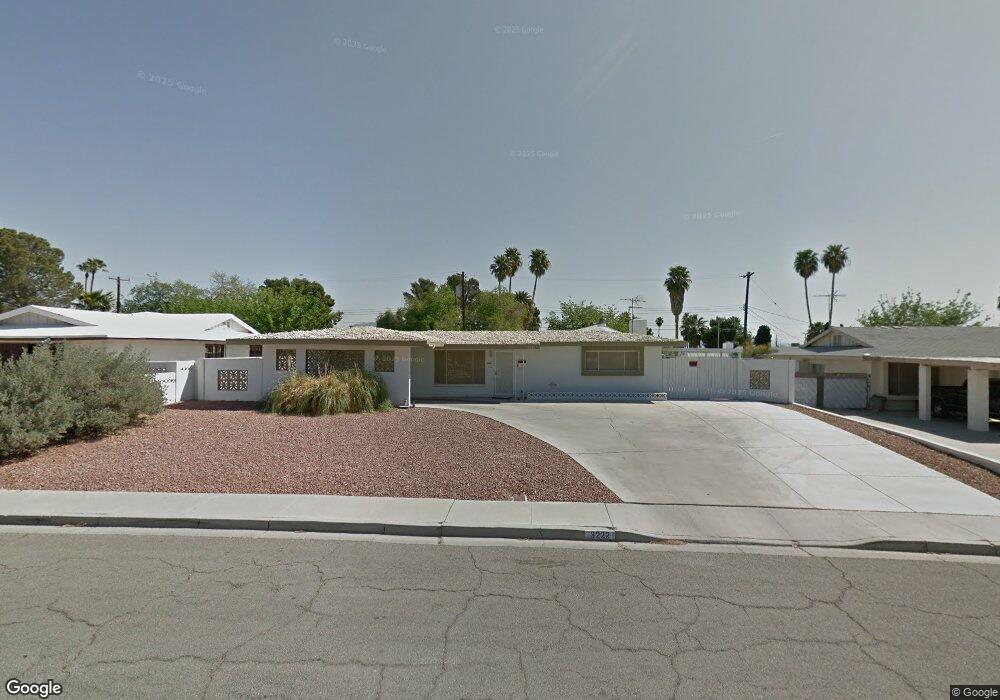 3222 Camel Back Dr, Las Vegas, NV 89169 - photo 1