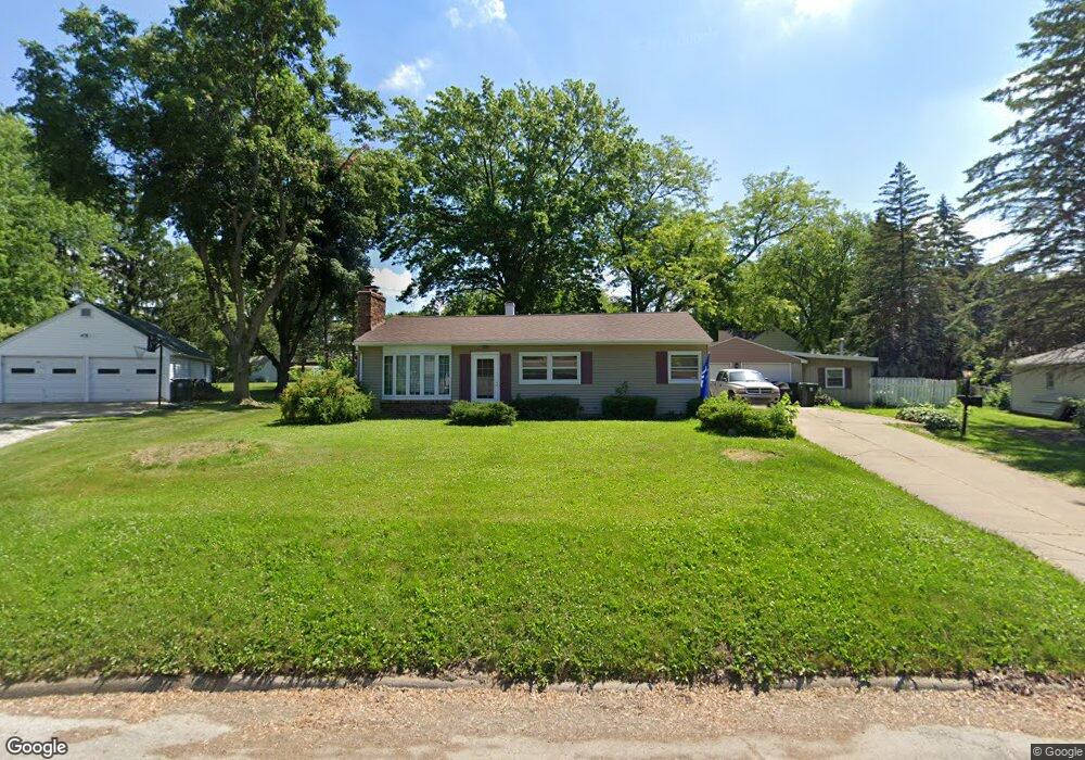 3512 Homeway Dr, Cedar Falls, IA 50613 - photo 1