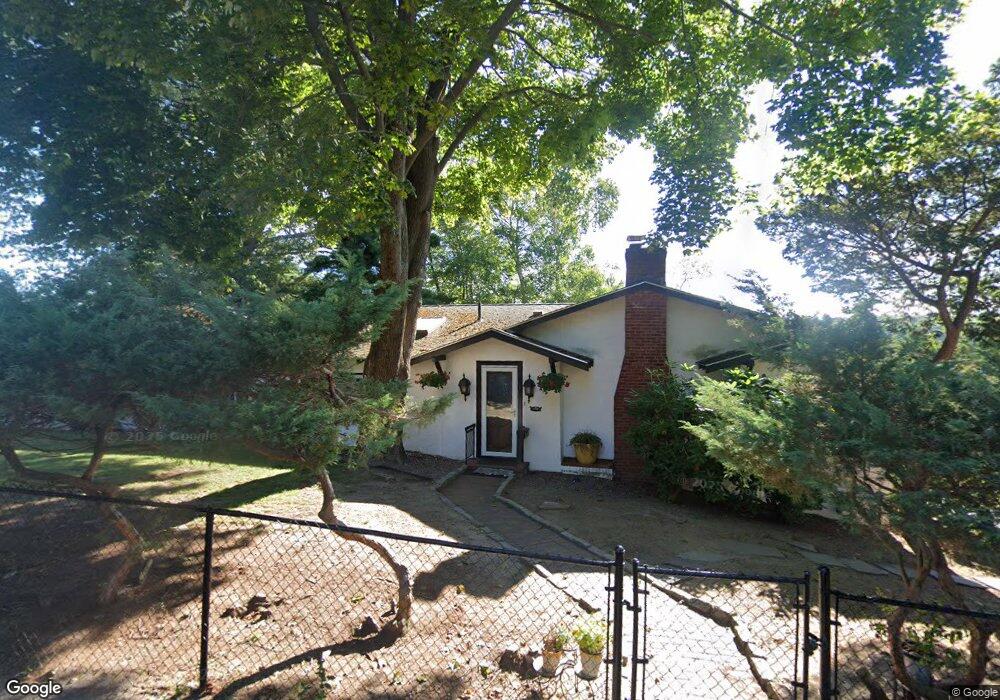 150 Lake Shore Dr, East Weymouth, MA 02189 - photo 1