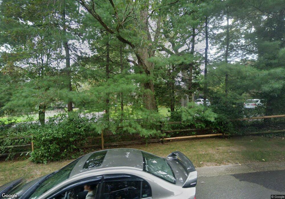 30 Ormond Park Rd, Glen Head, NY 11545 - photo 1