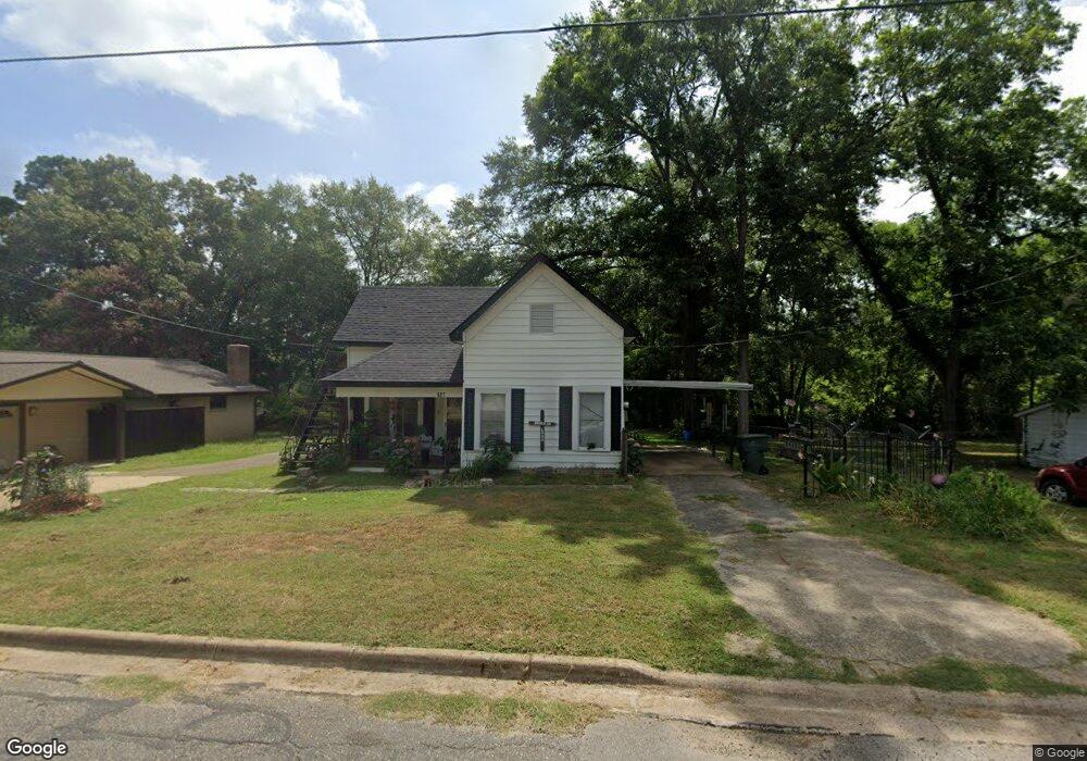 527 Burk St, Nacogdoches, TX 75964 - photo 1