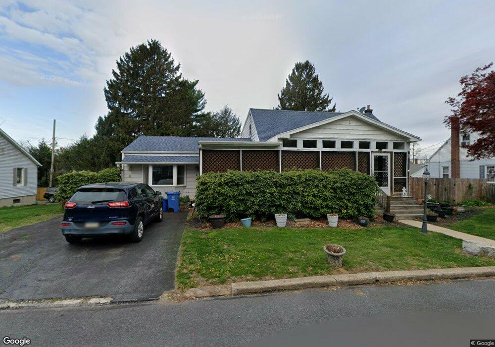 2124 Fernwood St, Reading, PA 19604 - photo 1