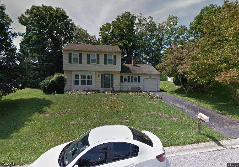 1 Round Tree Cir, Hockessin, DE 19707 - photo 1
