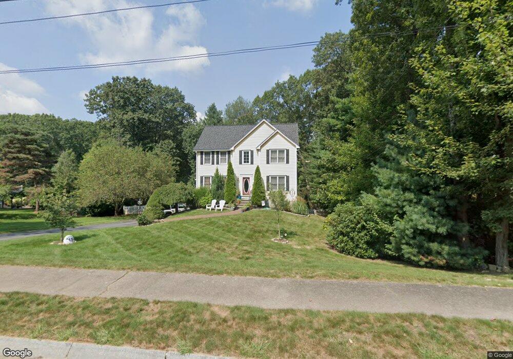 11 Maple Tree Ln, Franklin, MA 02038 - photo 1