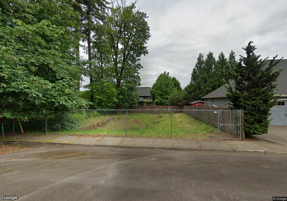 1995 N Walnut St, Canby, OR 97013 - photo 1