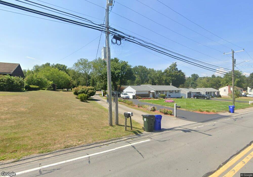 513 Bodwell Rd, Manchester, NH 03109 - photo 1