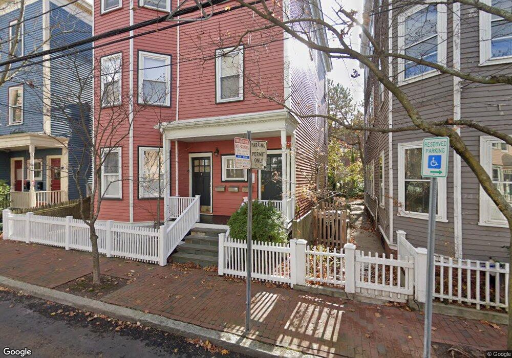 39 Magnolia Ave unit 3,39, Cambridge, MA 02138 - photo 1