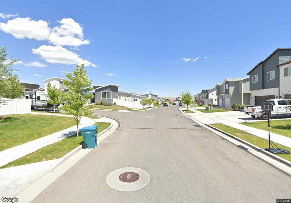 7941 S Highlandpoint Way unit 429, West Jordan, UT 84081 - photo 1