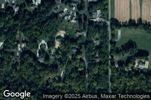 2 Scarborough Dr, MacKinaw, IL 61755